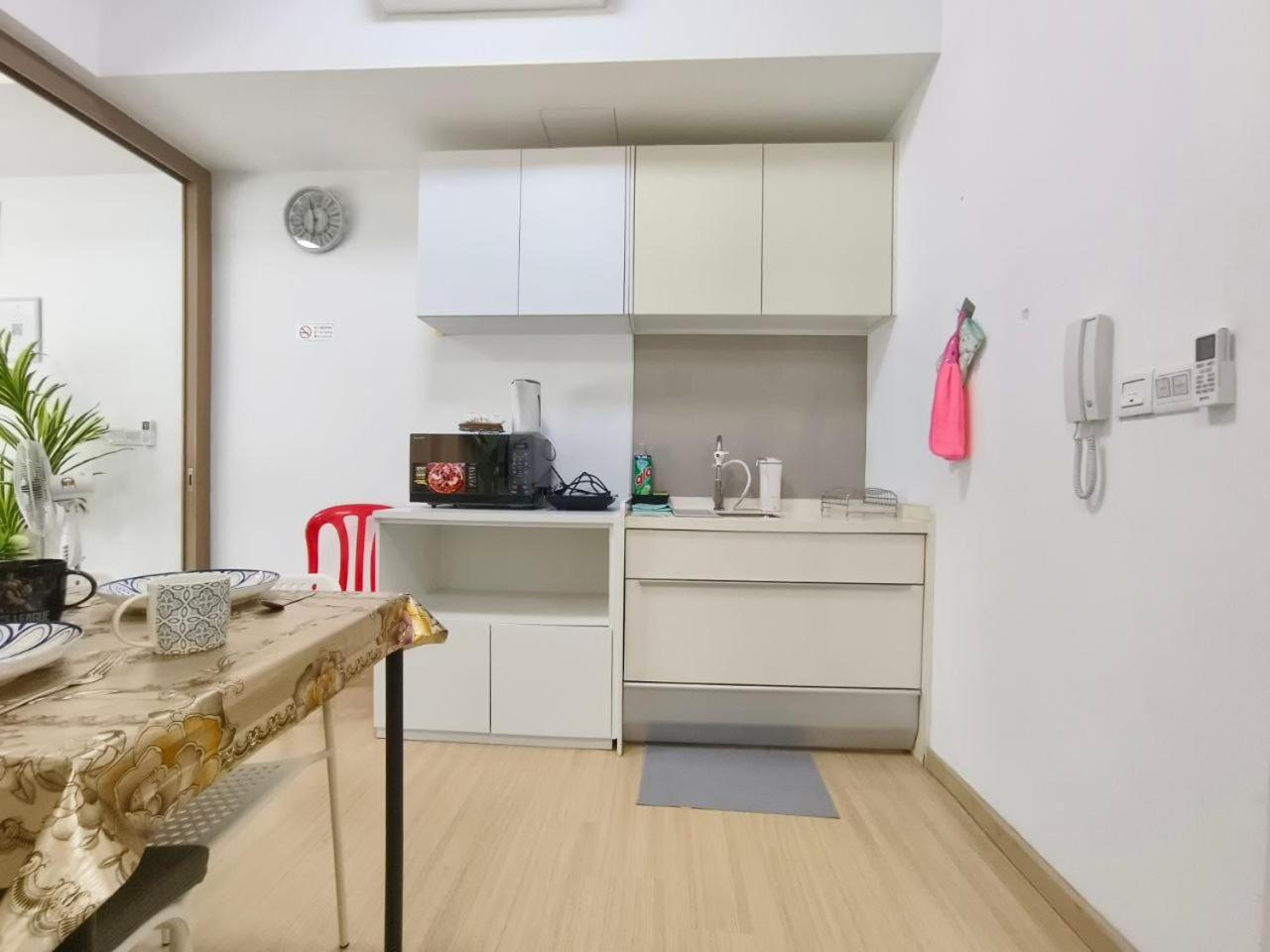 Cozy Mrt-Linked Unit, Dsara Sentral Sovo #Ds1 Sungai Buloh Exterior foto